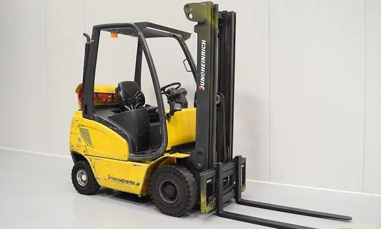 Продам вилочный дизельный погрузчик 1, 6т. Jungheinrich TFG 16 AK - фото № 8