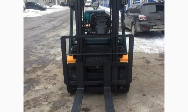 Вилочный погрузчик Toyota 7FGL25 - фото № 5