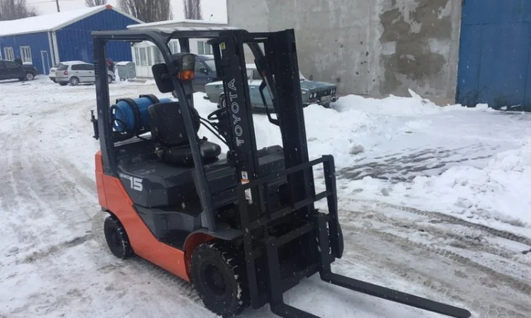 Вилочный погрузчик Toyota 08FG15 - фото № 2