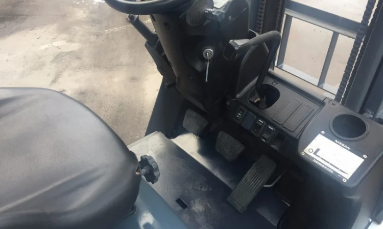 Вилочный погрузчик Nissan EBT-P1F1 - фото № 7