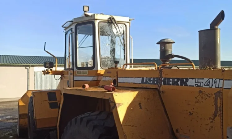 Продамо навантажувач LIBHERR L541 - фото № 3