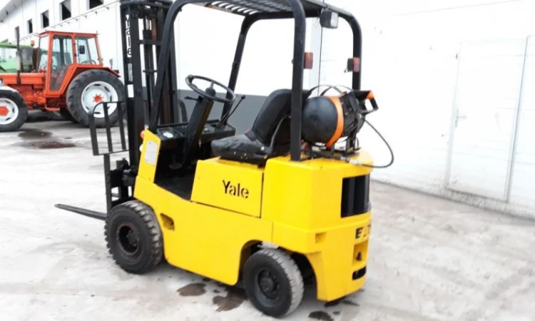 Навантажувач вилковий YALE GLP032UAV094 - фото № 7