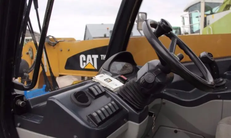 Caterpillar TH 337 - фото № 3