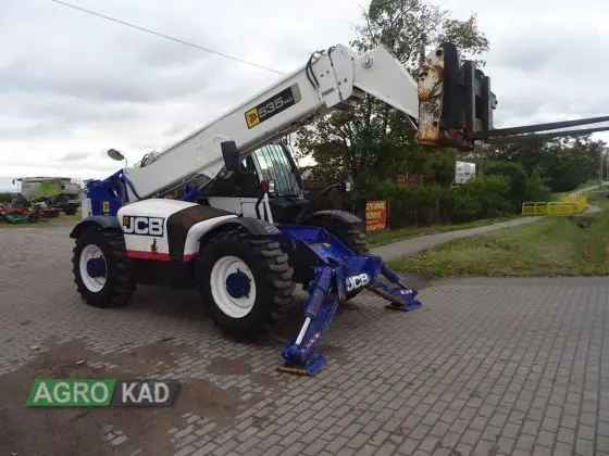 JCB 535-140 - фото № 1