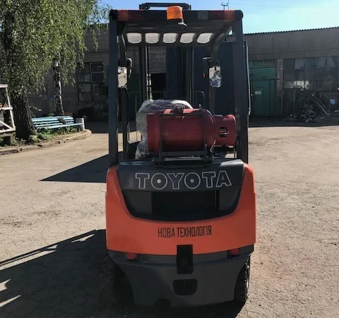 Погрузчик телескопический TOYOTA 02-8FGF15 - фото № 4