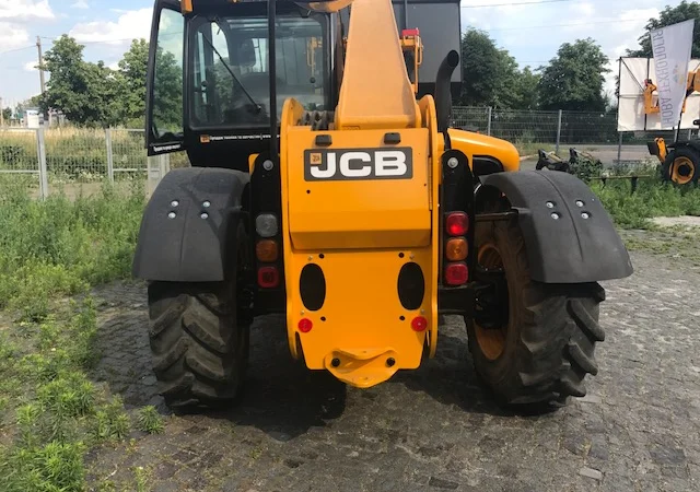 Погрузчик телескопический JCB 531-70 AGRI - фото № 3