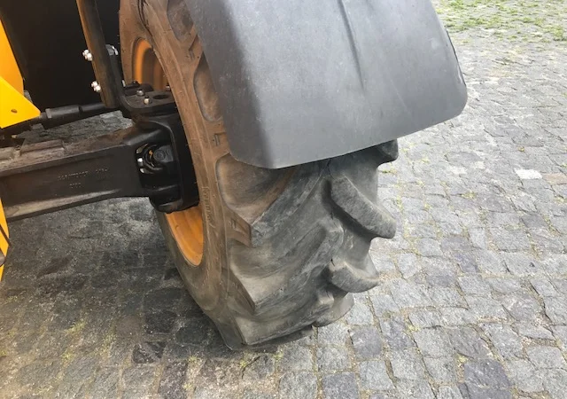 Погрузчик телескопический JCB 531-70 AGRI - фото № 4