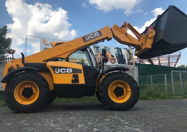 Погрузчик телескопический JCB 531-70 AGRI - фото № 11