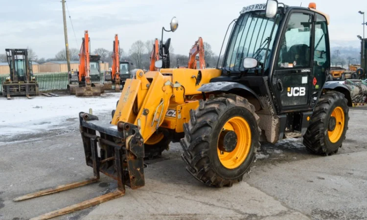 Телескопический погрузчик JCB 531-70 2013г.в - фото № 1