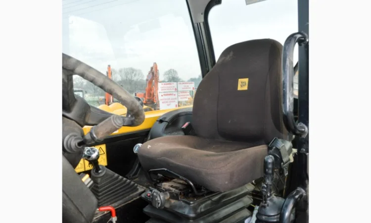 Телескопический погрузчик JCB 531-70 2013г.в - фото № 12