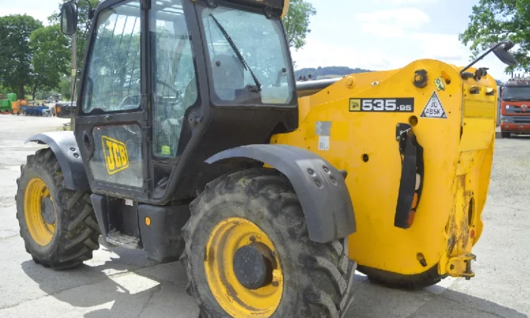 Телескопический погрузчик JCB 535-95 2009 г.в - фото № 3
