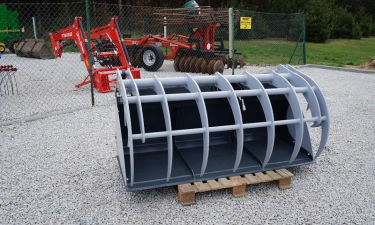 Погрузчик фронтальный польский на трактора МТЗ - фото № 7