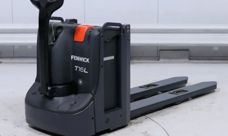 Электротележка для холодного склада Linde T-16-L, 2015г - фото № 2
