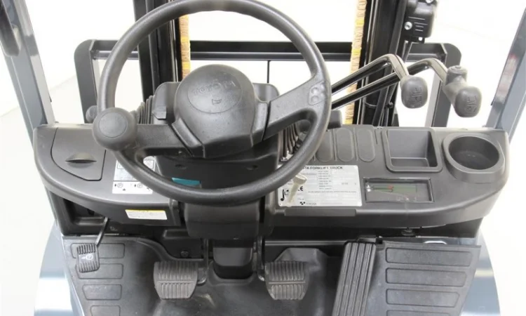 Новый бензиновый погрузчик Toyota 02-8FG15 - фото № 3