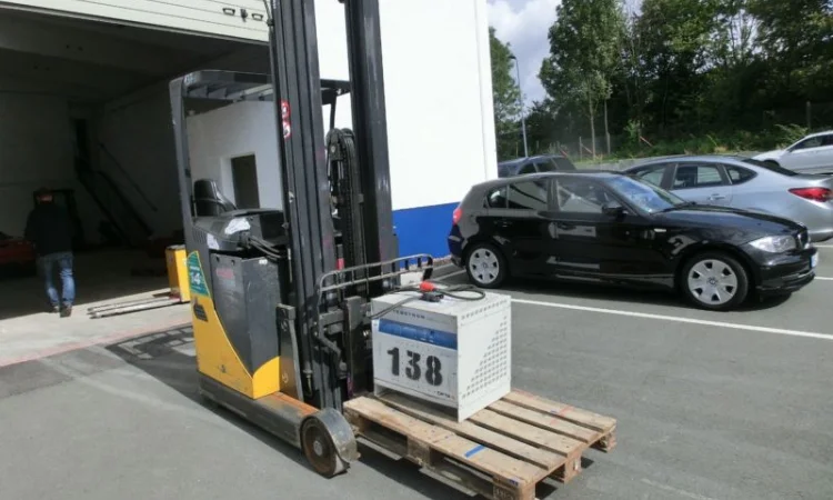 Штабелер-ричтрак Komatsu FB14RJ-2R, 2009 года, 5180 мм высота подъема, 4865 м/ч наработка - фото № 5