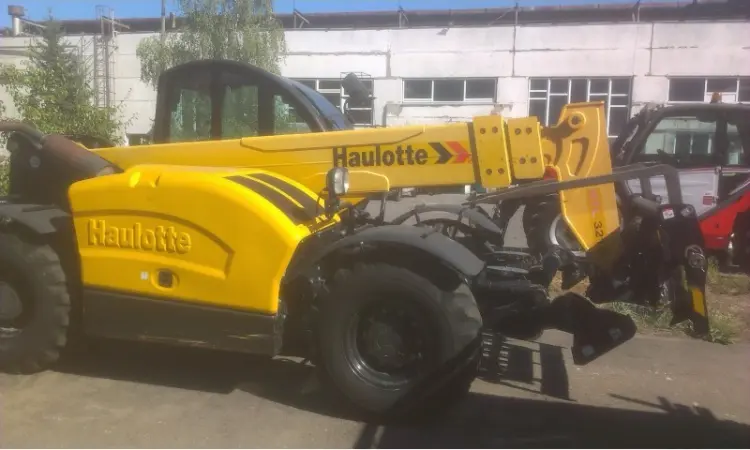 Дизельный погрузчик Haulotte, 2011 года, 3.2 т., 10 м.высота подъема (Manitou, JCB) - фото № 1