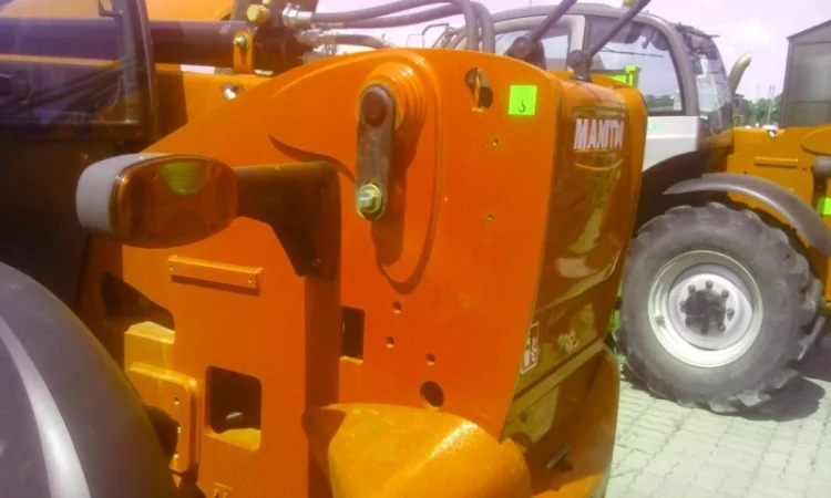 Телескопический погрузчик Manitou MT 1135, 2014 года, 700 м/ч - фото № 11