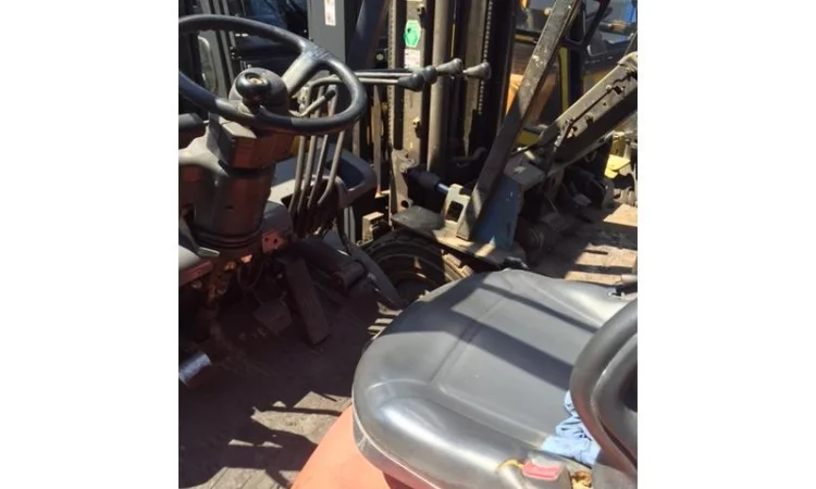 Погрузчик вилочный Toyota 6FG30, газ, 3000 кг грузоподъемность, 7000 мм высота подъема - фото № 3