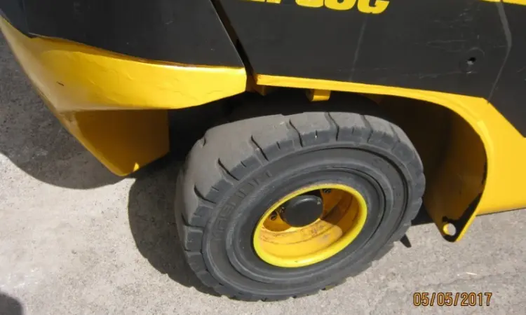 Погрузчик JCB TLT30G, 2000 г., 3800 м/ч, 3т., 4 метра высота подъема, газ - фото № 13