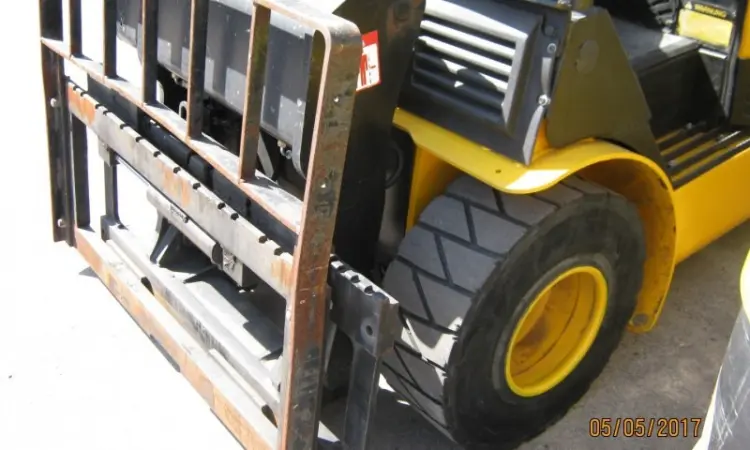 Погрузчик JCB TLT30G, 2000 г., 3800 м/ч, 3т., 4 метра высота подъема, газ - фото № 12