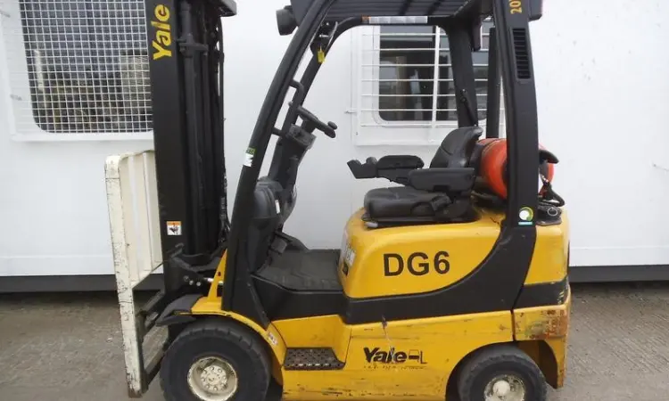 Погрузчик вилочный Yale GLP20SVX, газ, 2008 г., 2 т., 4900 мм высота подъема - фото № 2