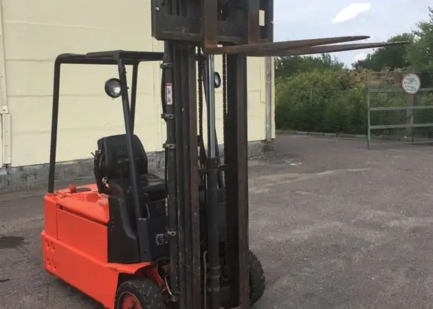 Погрузчик Linde E15S-02, электро, 5.4м.подъем - фото № 1