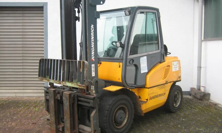 Кара погрузчик бу Jungheinrich TFG 550, газ, 5 т., 2005 г., 9671 м/ч - фото № 1