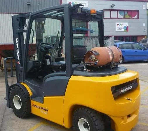 Газовый погрузчик бу, кара Jungheinrich TFG430, 3т., 2014 года, 793 м/ч - фото № 2