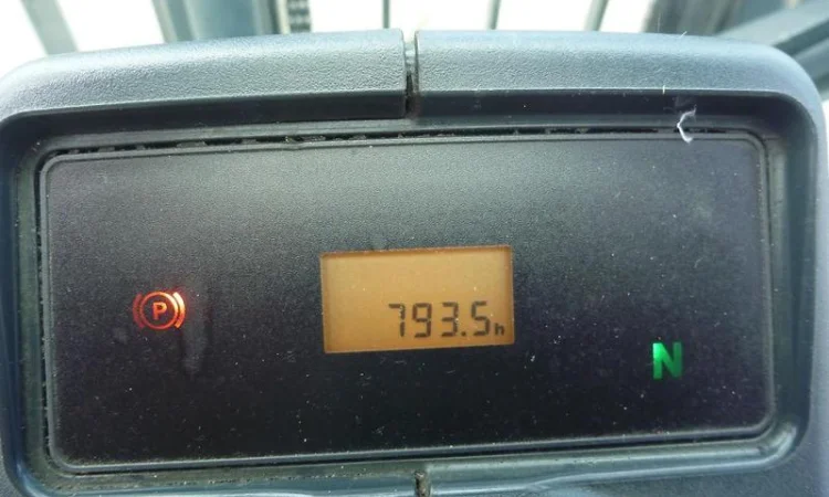 Газовый погрузчик бу, кара Jungheinrich TFG430, 3т., 2014 года, 793 м/ч - фото № 6