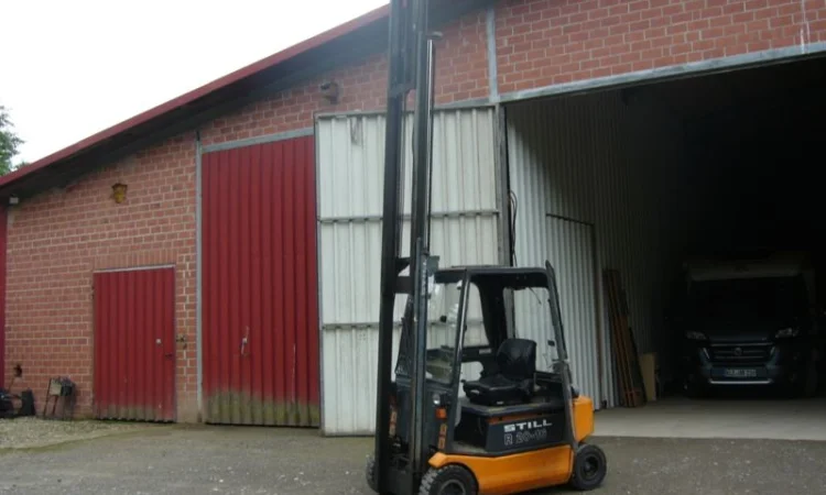 Электропогрузчик Still R20 - 16, 5.5м.подъем, вагонник, 2004 года, свободный ход, каретка - фото № 3