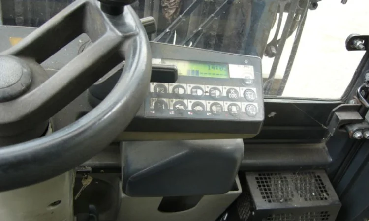 Электропогрузчик Still R20 - 16, 5.5м.подъем, вагонник, 2004 года, свободный ход, каретка - фото № 7