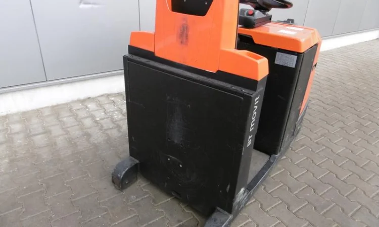 Тягач BT TSE 300, электро, 3т., 2012 года - фото № 3