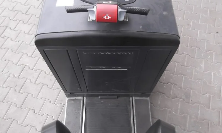 Тягач Still CX-T, 4000 кг, электро, 2011 года - фото № 4