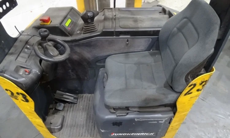 Штабелер-ричтрак Jungheinrich, 9.7м. подъем - фото № 1