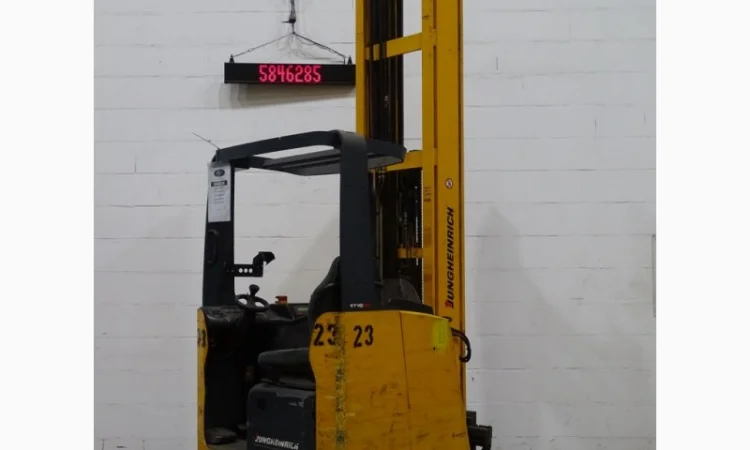 Штабелер-ричтрак Jungheinrich, 9.7м. подъем - фото № 3