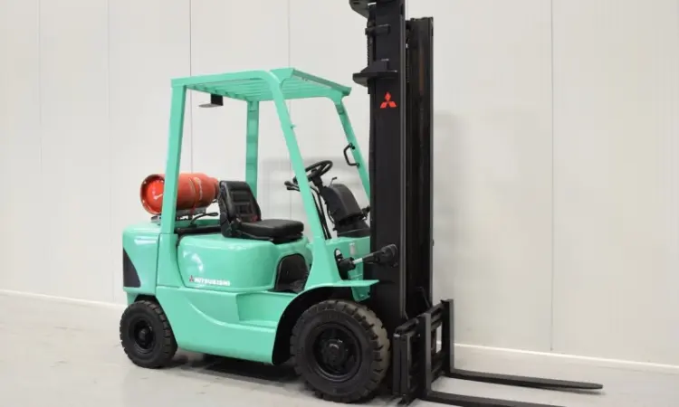 Газовый погрузчик Mitsubishi FG25K, 2002 г., 4240 м/ч, 4м.высота подъема, каретка - фото № 3