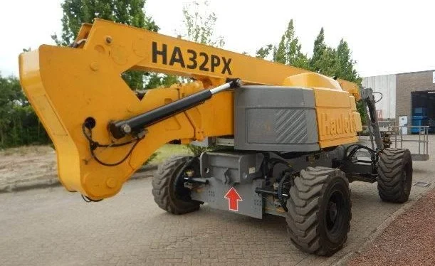 Коленчатый подъемник Haulotte HA32PX (Франция), 32 метра рабочая высота - фото № 4