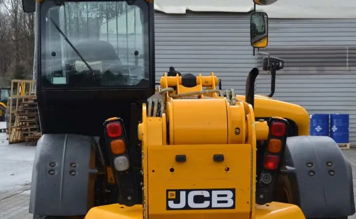 Телескопический погрузчик JCB535-140, 2011г - фото № 1