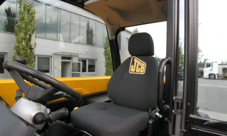 Телескопический погрузчик JCB531-70, 2012г., 2700 м/ч - фото № 7