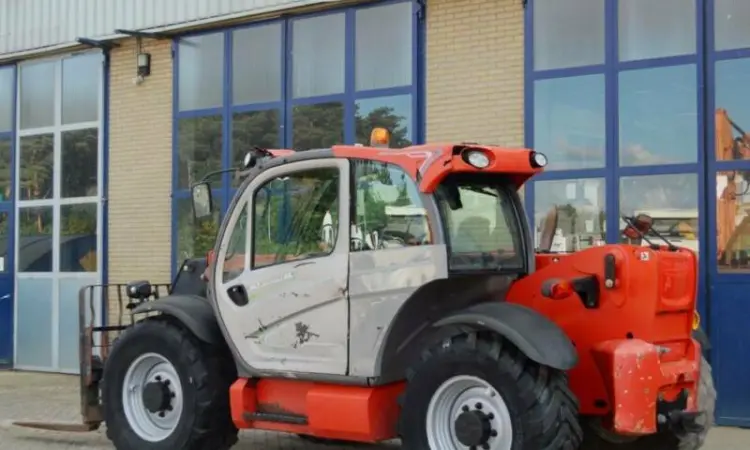 Телескопический погрузчик Manitou MLT840-137PS, 2012 года - фото № 1