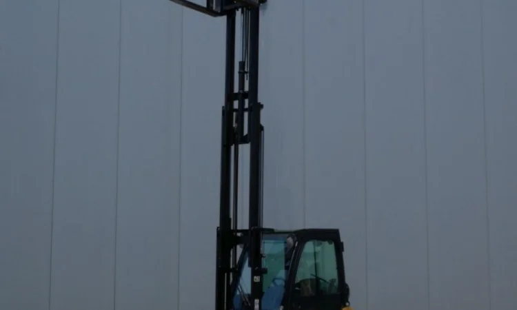 Вилочный погрузчик 1.5т., газ, CAT Lift Trucks GP15N, 2012г., 3000 м/ч - фото № 9