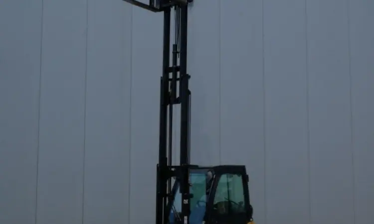 Вилочный погрузчик 1.5т., газ, CAT Lift Trucks GP15N, 2012г., 3000 м/ч - фото № 9