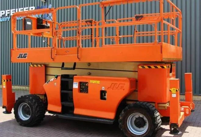 Ножничный подъемник JLG 4394RT, дизель, 2007г., 3905 м/ч, 15 метров рабочая высота - фото № 2