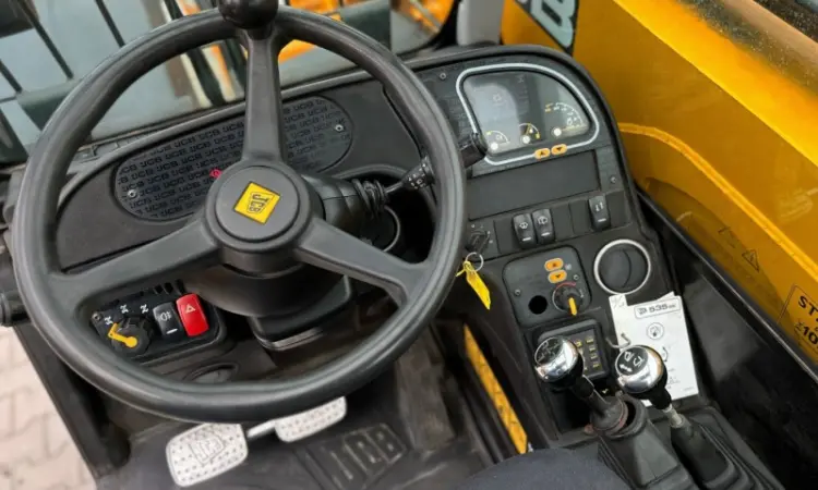 Телескопічний навантажувач JCB 535-95 - 2016 рік - фото № 9