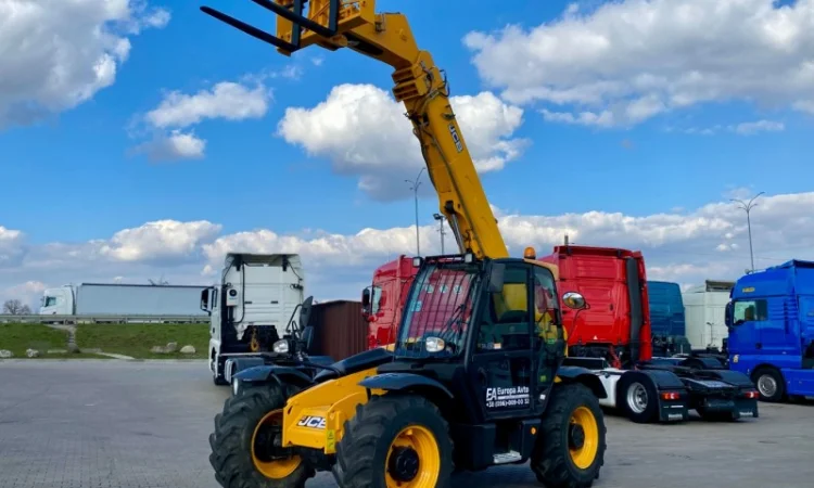 Телескопічний навантажувач JCB 535-95 2014 року - фото № 17