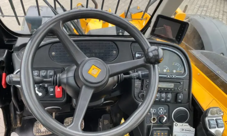 JCB 540-200 2018 року - фото № 10