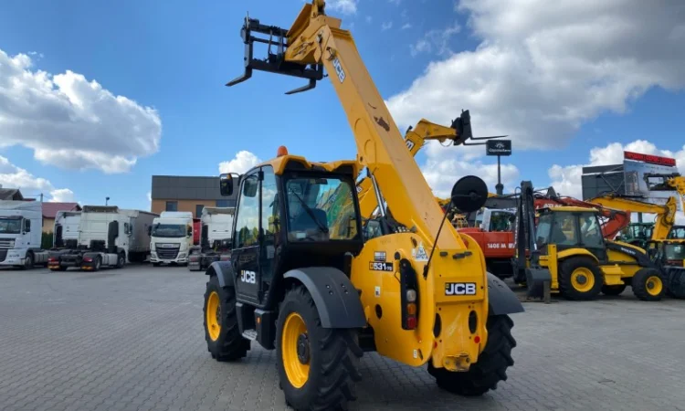 Телескопічний навантажувач JCB 531-70 - фото № 10