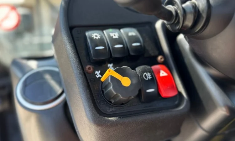 JCB 531-70 - 2015 рік - фото № 6