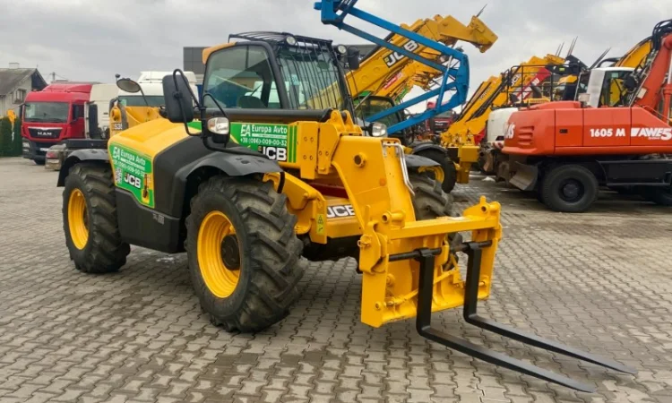 Телескопічний навантажувач JCB 535-95 2016 року - фото № 3