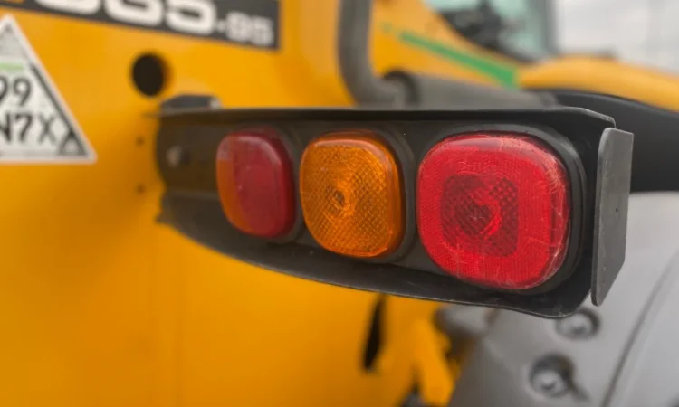 Телескопічний навантажувач JCB 535-95 2016 року - фото № 8